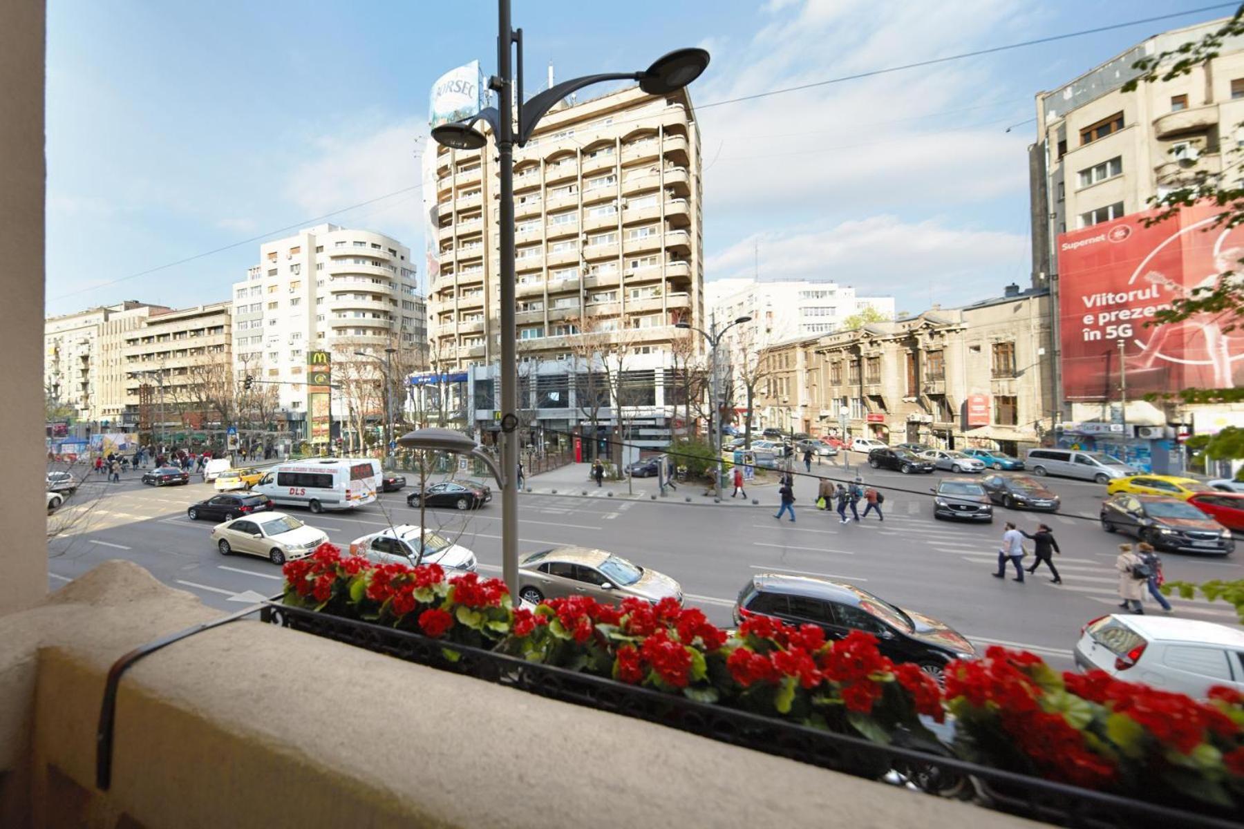 Athenaeum Spacious& Cozy 1Br Prime Location W Balcony Bükreş Dış mekan fotoğraf